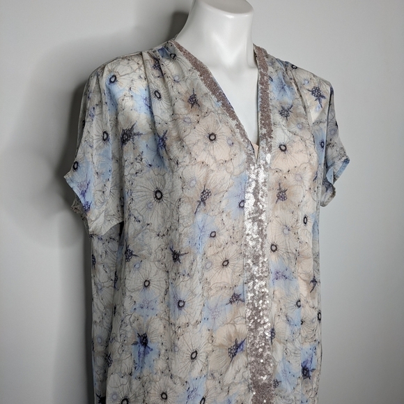 ✨3/$15 Anthro One September blue cream floral sequin accented blouse XS - Picture 3 of 10